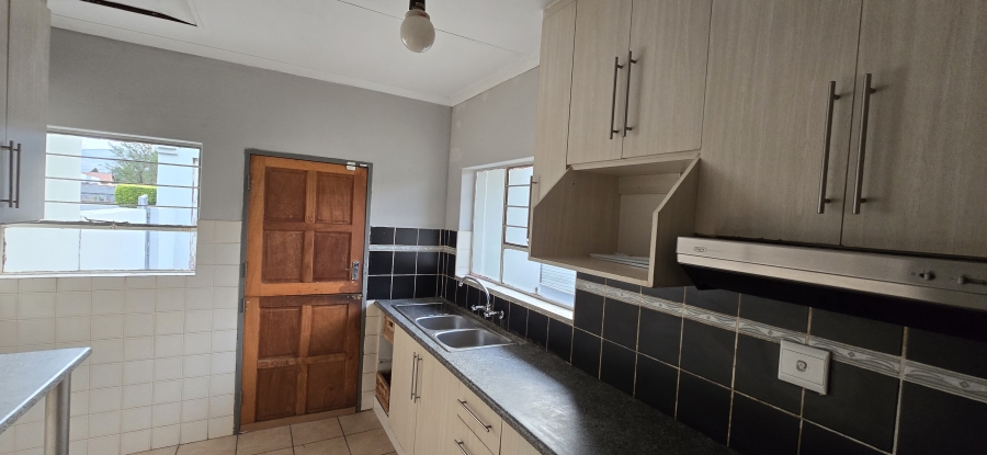 3 Bedroom Property for Sale in Geelhoutpark North West
